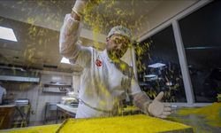 Devlet desteğiyle büyüyen işte tatlı ustaları yetişiyor