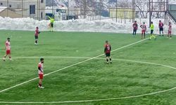 Yüksekova Belediyespor Durankaya'yı farklı yendi