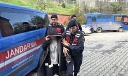 Tartıştığı kocasını başından vurdu