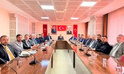 AK Parti Teşkilatı Hakkari’de istişare toplantısında buluştu