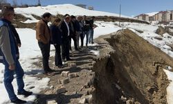 Yol kaymasına belediye müdahale etti