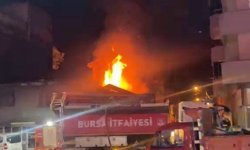 2 katlı evde çıkan yangında öldü