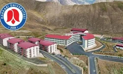 Hakkari’de yol krizi üniversiteyi de etkiledi