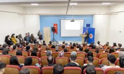 Hakkari’de “İyileştiren Kütüphane” Söyleşisi