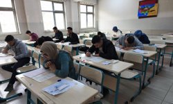 Hakkari'de Umre ödüllü bili yarışması düzenlendi