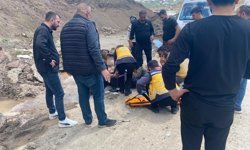 Hakkari- Yüksekova yolunda kaza: 1 yaralı