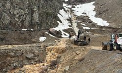 Durankaya’da taşkın alarmı: Yollar çamur ve molozla kapandı
