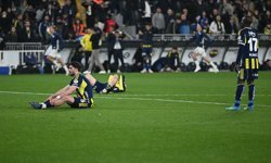 Fenerbahçe son dakikalarda yıkıldı