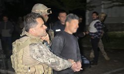 Aile içi ihbara giden polislere saldırı: 2 yaralı