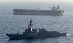 CENTCOM: Bir petrol tankerinin İran’a geçişini engelledik