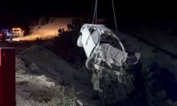 Change araç çetesi araçları uçuruma attı