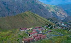 Hakkari Üniversitesinden dil eğitimi için önemli adım