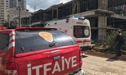 Akıma kapılan işçi 3’üncü kattan düştü