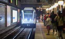 İzmir'de toplu ulaşım ve ekmek zamlandı