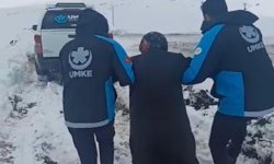 Kardan kapanan köyde ekipler seferber oldu