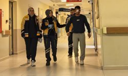 Fabrikada feci kaza: Gözünden yaralandı