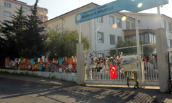 Ayser Çalık Ortaokulu'nda sessiz 23 Nisan