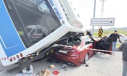 Öğrenci otobüsü devrildi: 46 yaralı