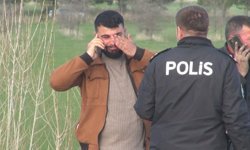 Otomobili alev alan sürücü gözyaşlarını tutamadı