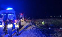 Takla atan araçtan inip kaçtılar