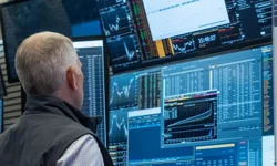 Petrol fiyatı 4 yılın zirvesine fırladı