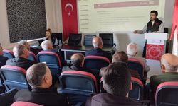 Hakkari’de muhtarlara 'Kırsalda Bereket' projesi anlatıldı