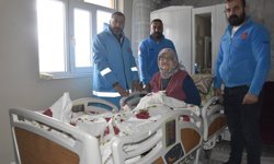 Yatağa bağımlı hastaya umut olan destek