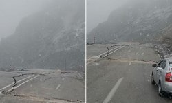 Hakkari'de yoğun yağışa dayanamayan yol çöktü