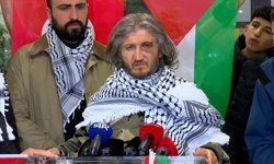 Sumud Filosu'ndaki aktivistlerden  Oral, İstanbul'a geldi