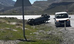 Hakkari-Van yolunda trafik kazası: yaralılar var