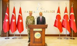 Korgeneral Topaloğlu’ndan Hakkari Valiliği’ne ziyaret