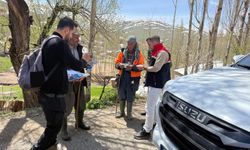 Hakkari’de çiftçilere Kırım Kongo ve kurbanlık bilgilendirmesi