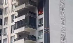 Diyarbakır'da 11 katlı binada yangın; 2 kişi dumandan etkilendi