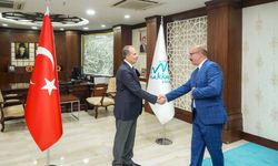 Hakkari'de bayramlaşma programı düzenlendi
