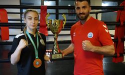 Kick boksa başladı, dünya şampiyonu oldu