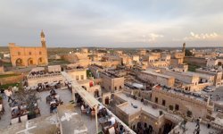 Midyat, 'Uzak Şehir' ile turizmde en yoğun dönemini yaşıyor
