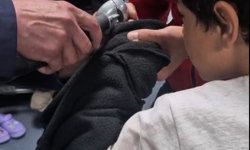 Parmağı musluk aynasına sıkışan çocuğu itfaiye kurtardı