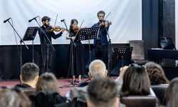 Öğrencilerin keman ve piyano dinletisi beğeni topladı