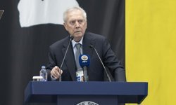 Aziz Yıldırım Fenerbahçe başkanlığına aday oldu