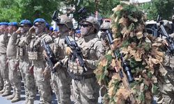 Van ve Muş’ta Jandarma yıl dönümü kutlandı