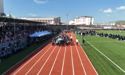 Bitlis Eren Üniversitesi'nde mezuniyet töreni yapıldı