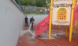 Hakkari’de parklar tazyikli su ile yıkandı