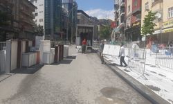 Hakkari’de tahliye edilen binalar boşaltılıyor