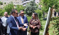 Hakkari'de  hayat boyu öğrenme sergisi açıldı