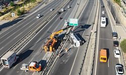 Midibüsün devrilmesi sonucu 12 kişi yaralandı