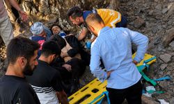 Hakkari’de motosiklet kazası: 2 yaralı