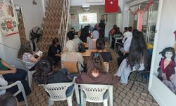 Hakkari’de ADEM kursiyerlerine Afet Farkındalık eğitimi