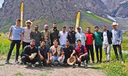 Genç İHH Hakkari'de 60 gençle çadır kampı düzenledi
