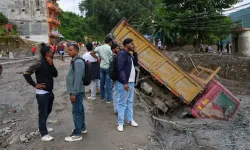 Nepal'deki sel felaketinde ölü sayısı 734'e yükseldi