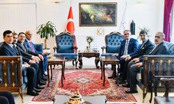 Van’dan Derecik Belediyesine destek